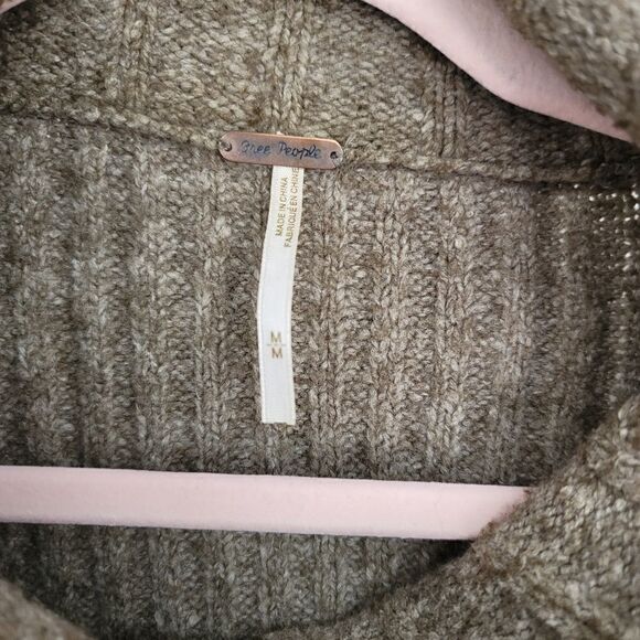 Free people cuddle bear admirals sweater cardigan - Picture 7 of 10